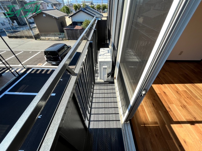 バルコニー　同型参考写真