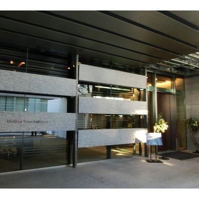 エントランス　清潔なエントランスです