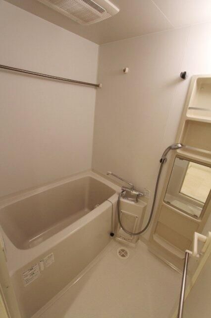 バス・シャワールーム　ゆったり過ごせるお風呂です