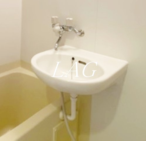 洗面設備　洗面台です。