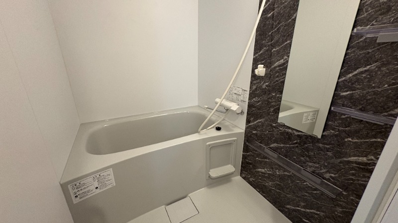 バス・シャワールーム　バスルーム