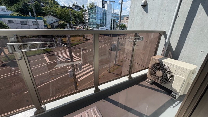 バルコニー　バルコニー