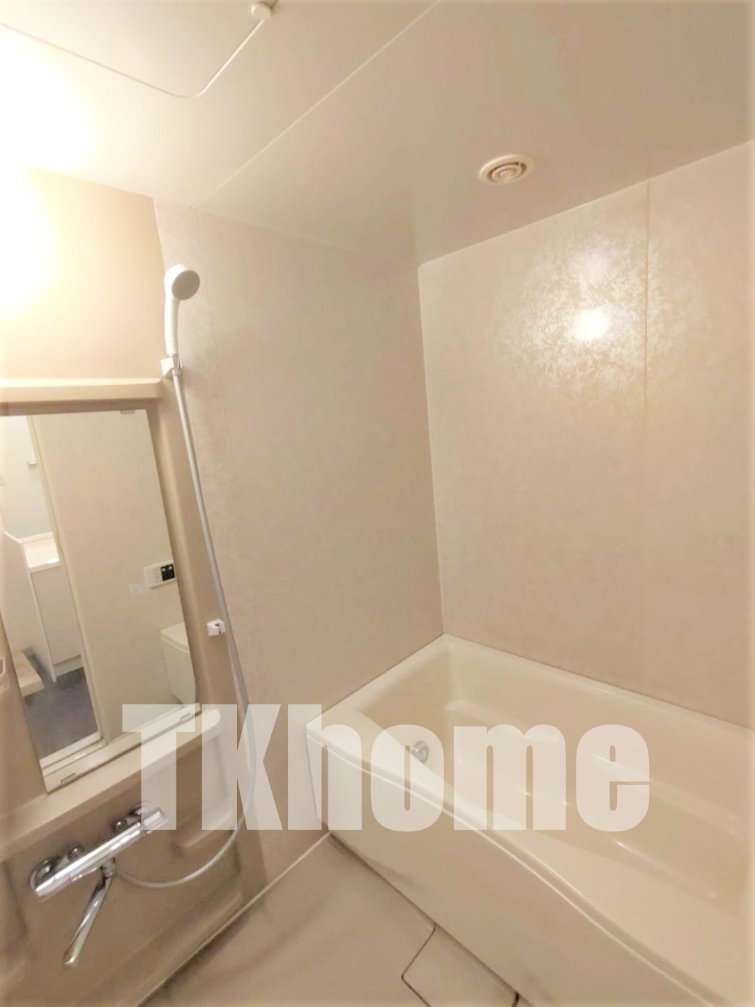 バス・シャワールーム　追い焚きあり