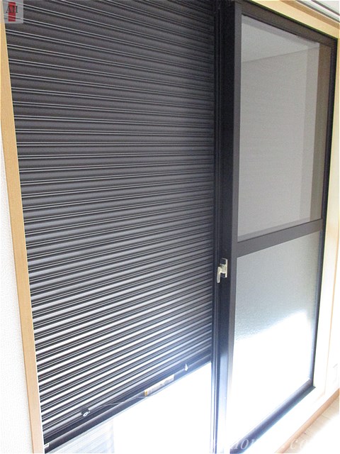 セキュリティ　シャッターついています！