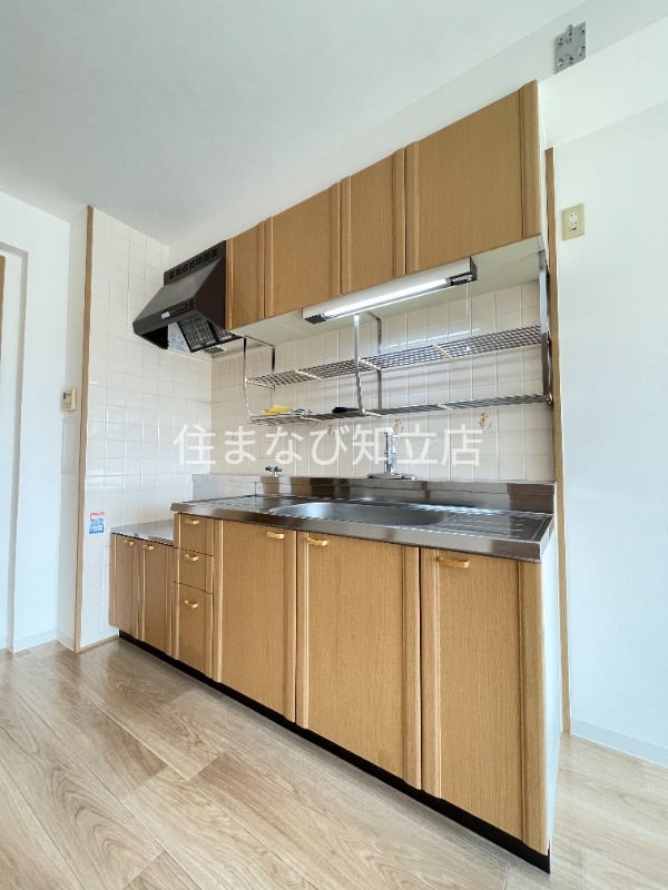 キッチン　同型別部屋写真