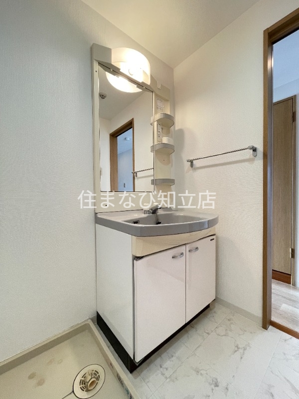 洗面設備　同型別部屋写真