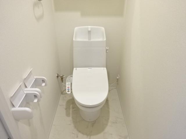 トイレ　シャワー付トイレ