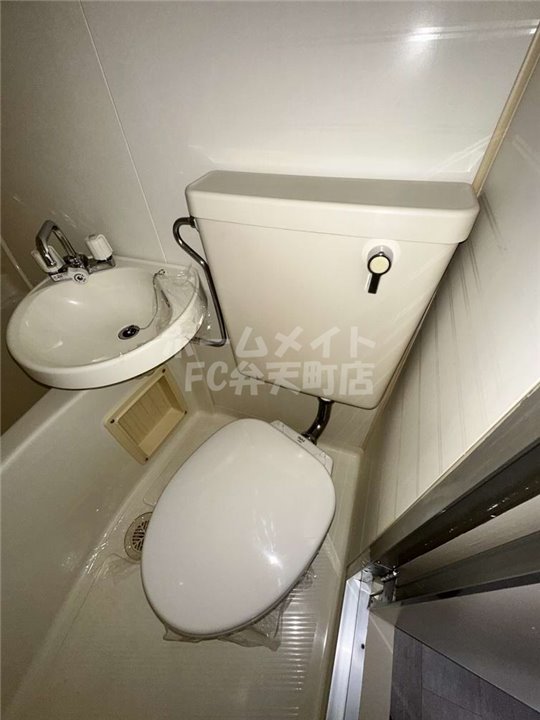 トイレ　コンパクトで使いやすいトイレです