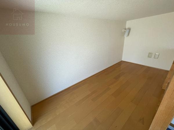 その他部屋・スペース　落ち着いて過ごせるお部屋なので、寝室にいかがでしょうか