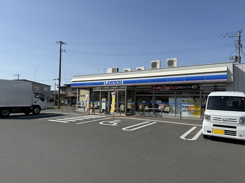 コンビニ　ローソン 八戸工大一高前店（コンビニ）まで777m