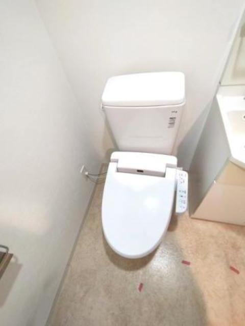 トイレ　同仕様参考写真