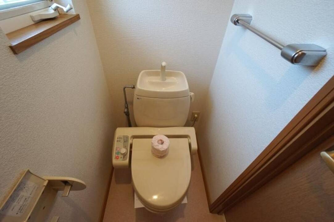 トイレ　トイレ
