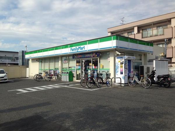コンビニ　ファミリーマート泉大津寿町店（コンビニ）まで651m