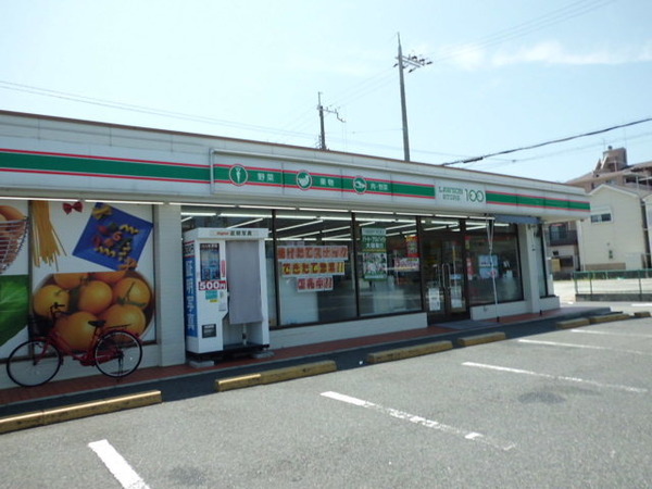 コンビニ　ローソンストア100泉大津二田町店（コンビニ）まで636m