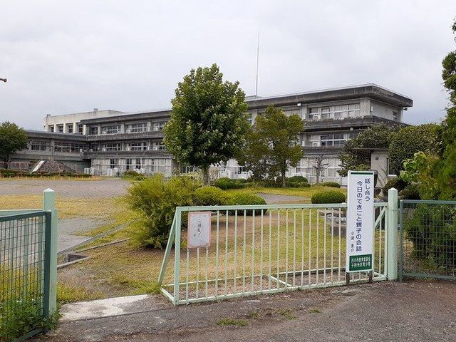 小学校　渋川市立長尾小学校（小学校）まで2400m