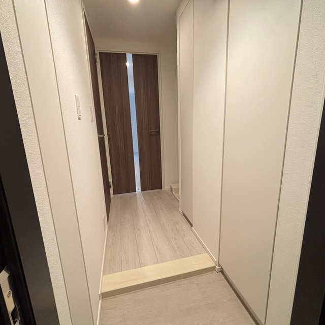 玄関　※写真は同タイプ住戸です。
