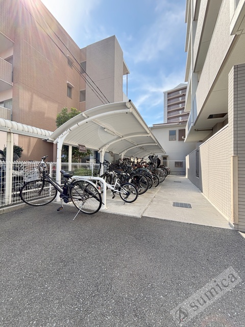 その他共有部分　屋根付き駐輪場が嬉しいです♪♪