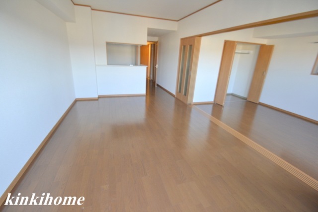 居室・リビング　写真は別のお部屋のものでございます