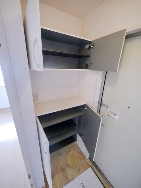 その他設備　シューズボックス