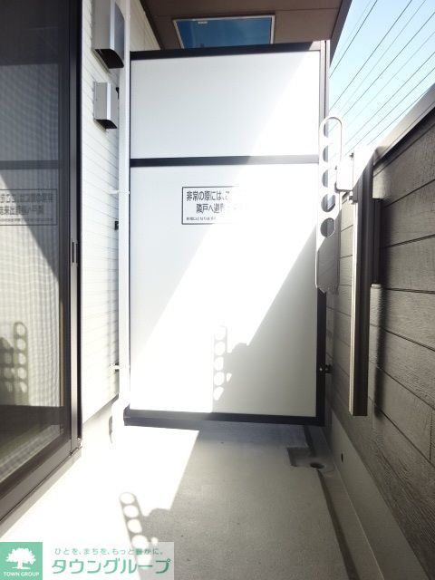バルコニー　同会社施工パースイメージ　現状優先