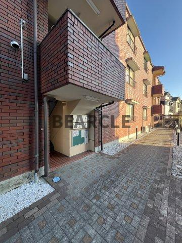 エントランス　建物の内部です