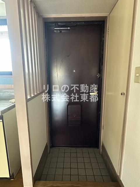 玄関　下駄箱付なので、玄関はいつでもスッキリ片付きますね☆