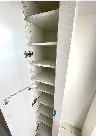 玄関　※反転タイプのお写真です。