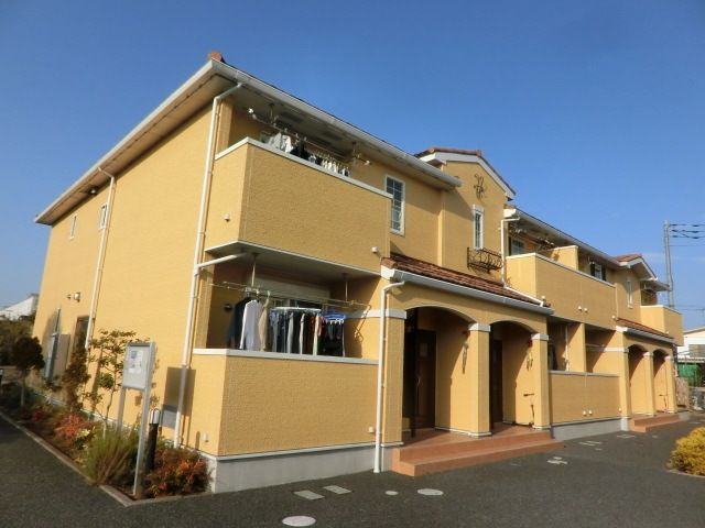 建物外観　2年毎の更新料が不要、オシャレな外観です