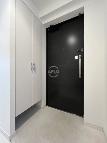 玄関　S-RESIDENCE新大阪WEST　玄関