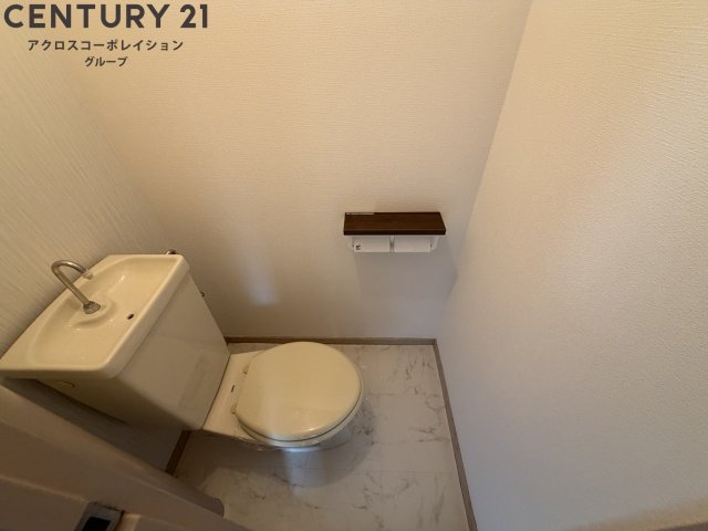 トイレ　シンプルで使いやすいトイレです