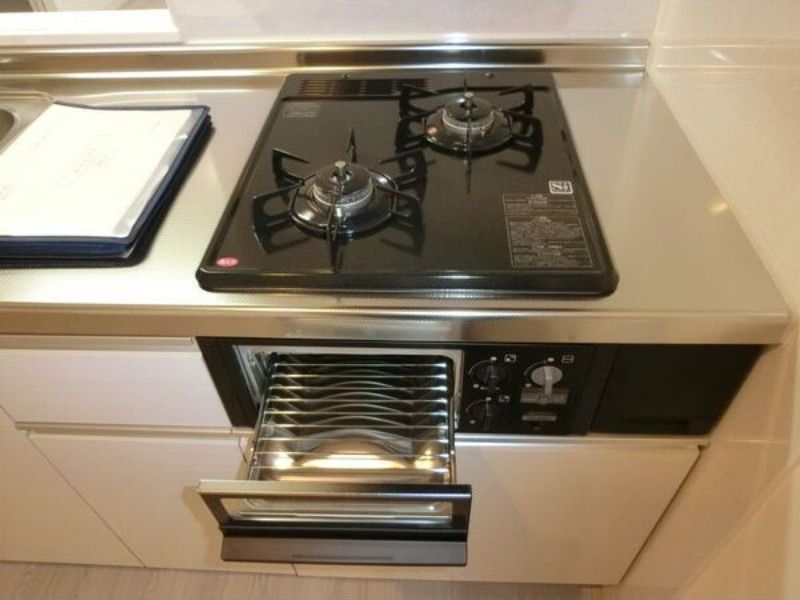キッチン　同物件・別部屋の写真です