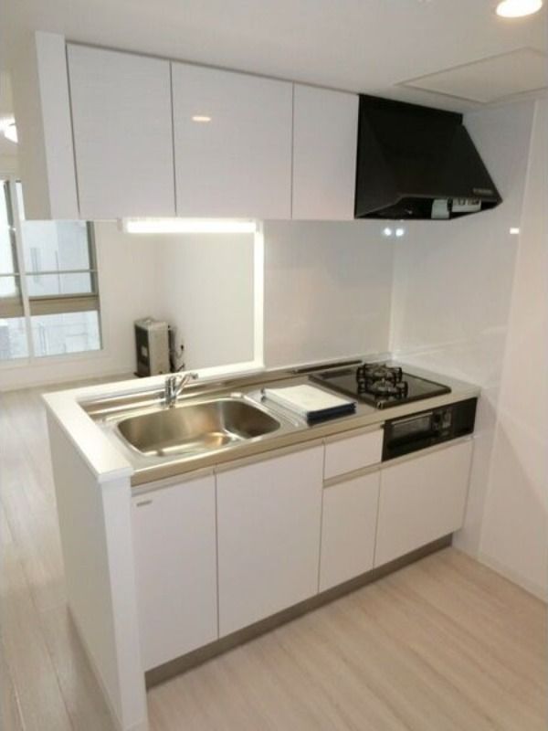 キッチン　同物件・別部屋の写真です