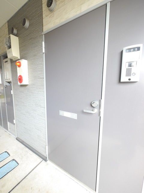 エントランス　★玄関です★