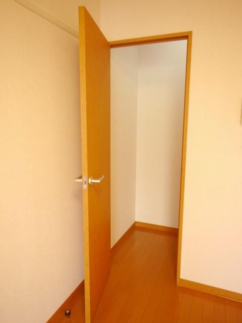 収納　★居室内クローゼットです★