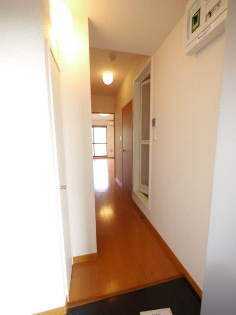 玄関　★ゆったりとした綺麗な玄関です★