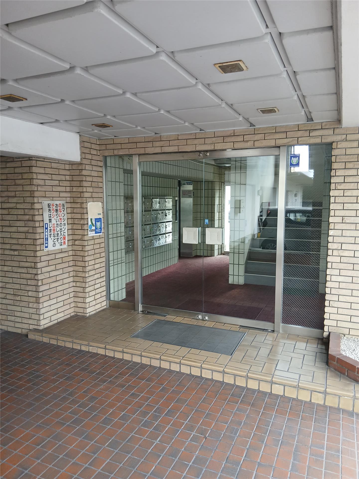 エントランス