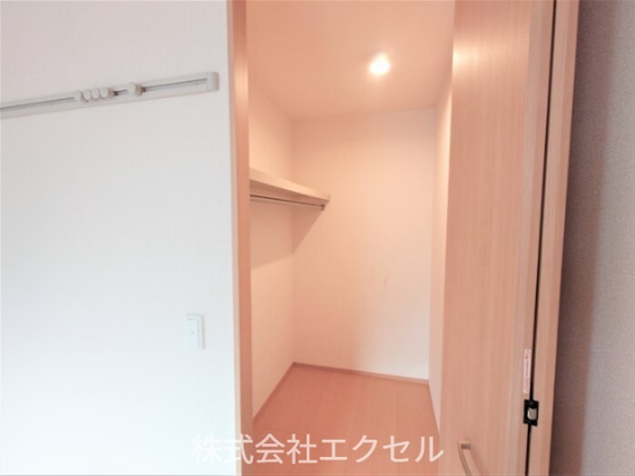 収納　ウォークインクローゼット完備