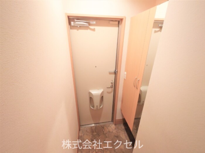 玄関　シューズボックス完備の玄関です。