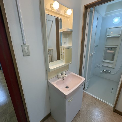登別市栄町4丁目25-14戸建の内装写真