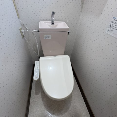 登別市栄町4丁目25-14戸建のトイレ写真