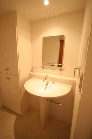 洗面設備　別部屋参考写真