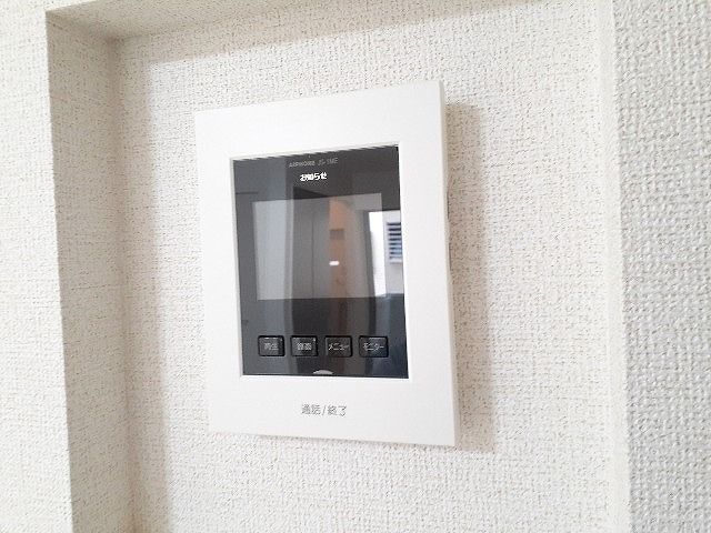 セキュリティ　モニター付きインターホン