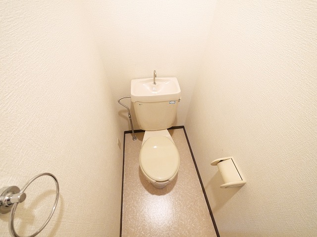 トイレ　シンプルで使いやすいトイレです