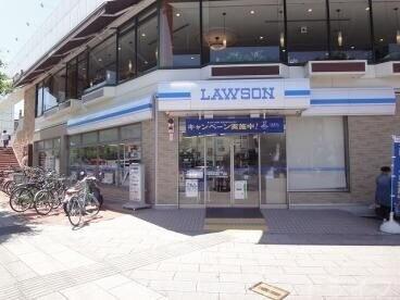 コンビニ　ローソン府立植物園前店（コンビニ）まで409m