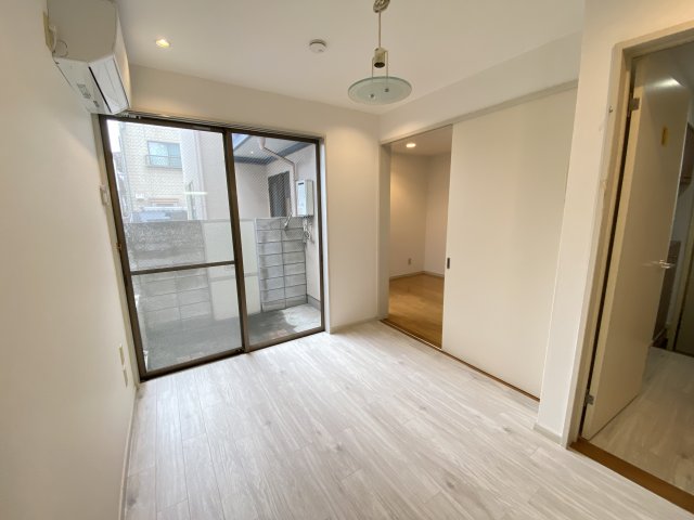 居室・リビング　明るいお部屋☆