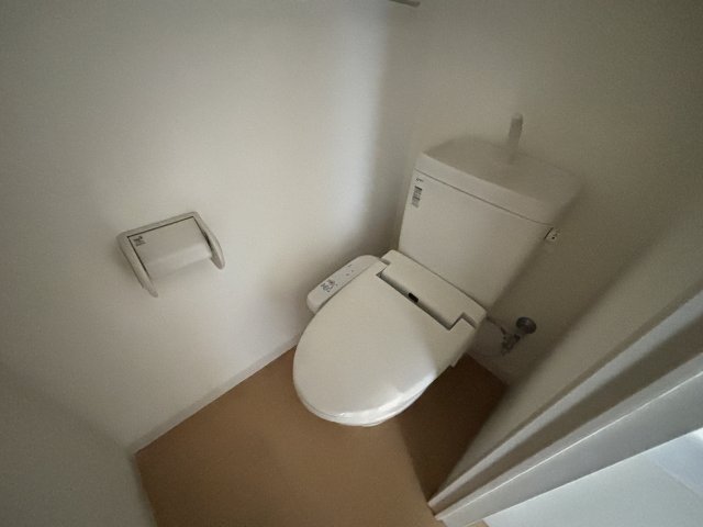トイレ　※別室参考写真です。