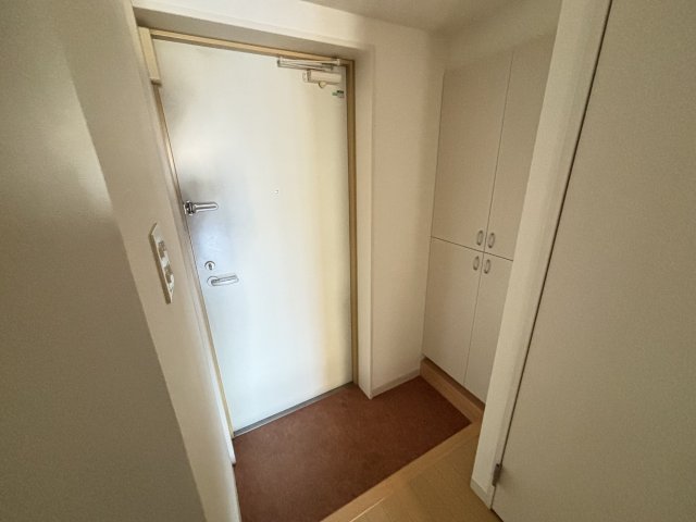 玄関　※別室参考写真です。