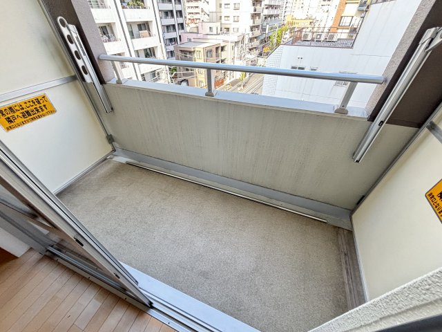 バルコニー　※別室参考写真です。