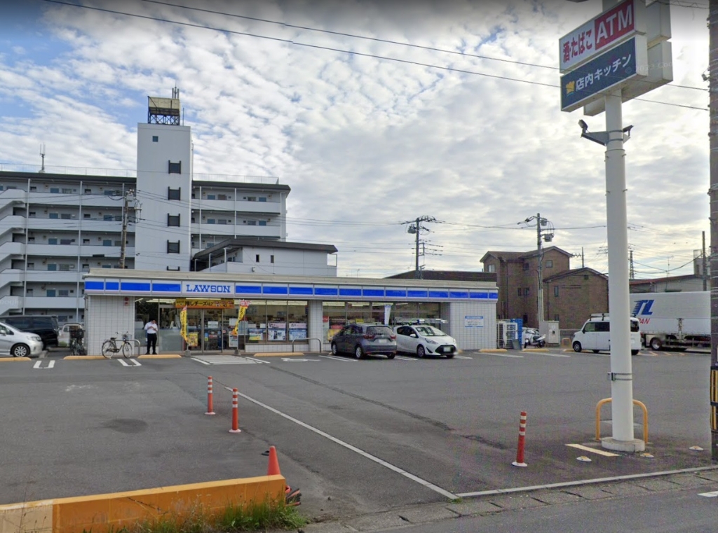 コンビニ　ローソン 草加谷塚仲町店（コンビニ）まで638m