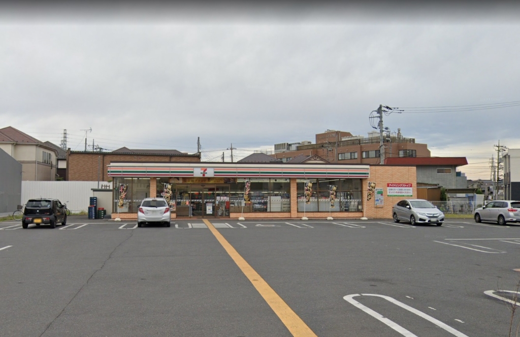 コンビニ　セブンイレブン 草加谷塚バイパス店（コンビニ）まで879m